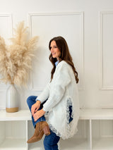 Malha Assimétrica c/ Renda Branca