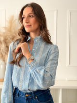 Blusa Azul c/ Bordado Branco