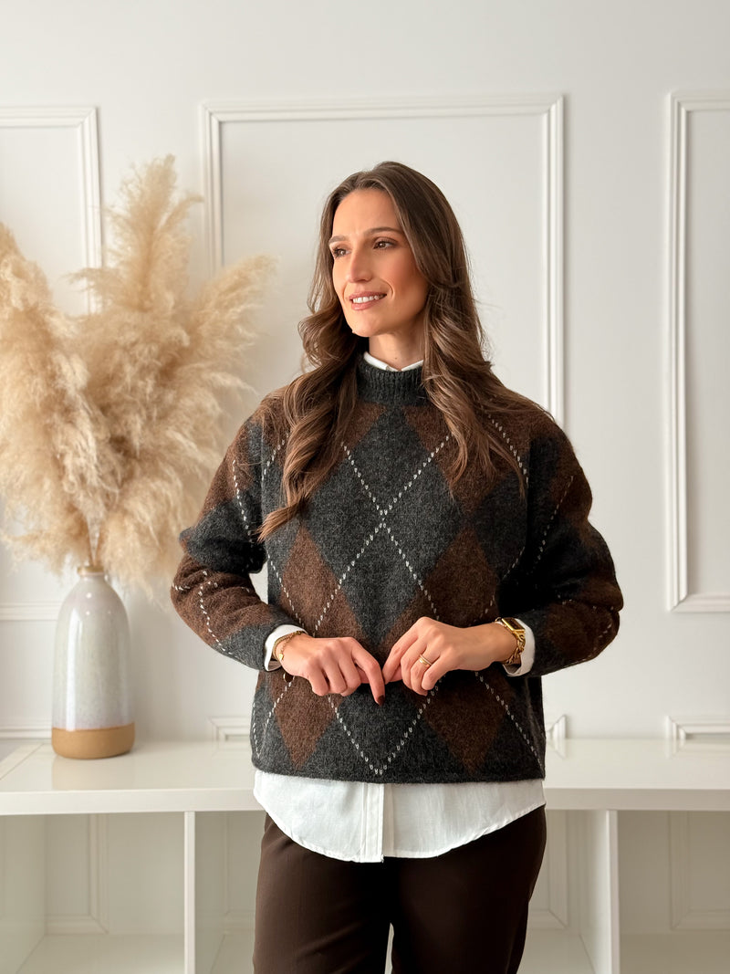 Malha Losangos Cinza e Choco