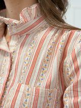 Camisa Floral Vermelha com Gola Franzida